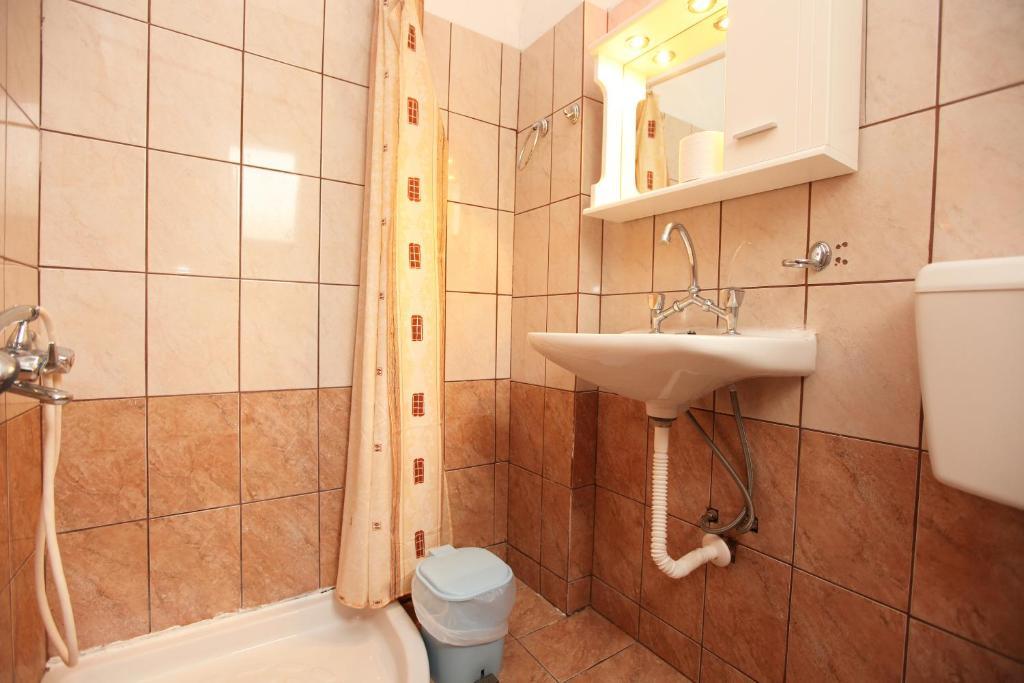 Athina Hotel Koinira Ngoại thất bức ảnh