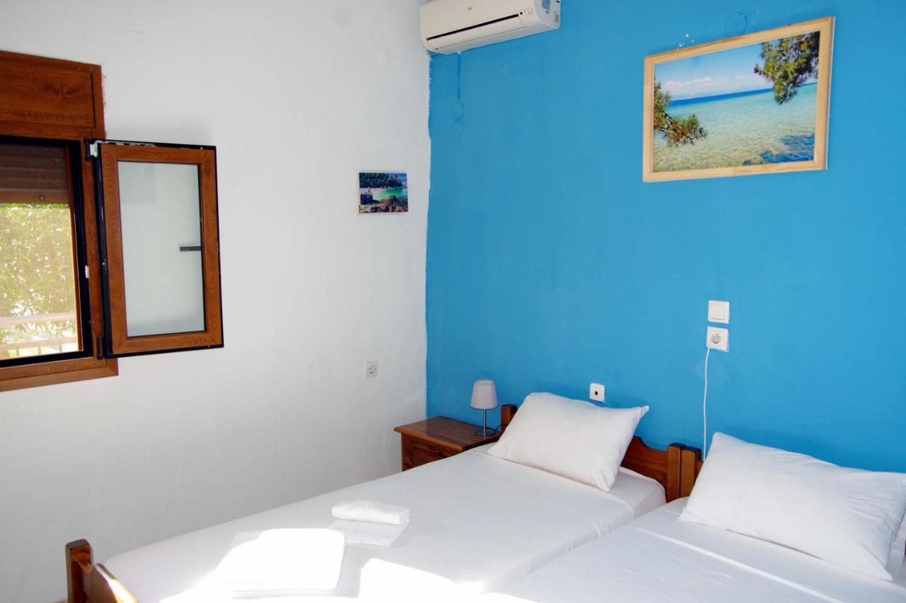 Athina Hotel Koinira Ngoại thất bức ảnh
