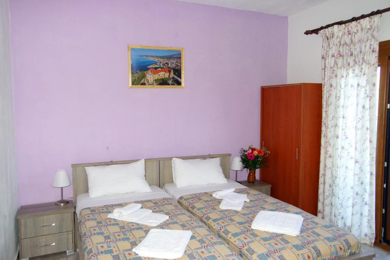 Athina Hotel Koinira Ngoại thất bức ảnh