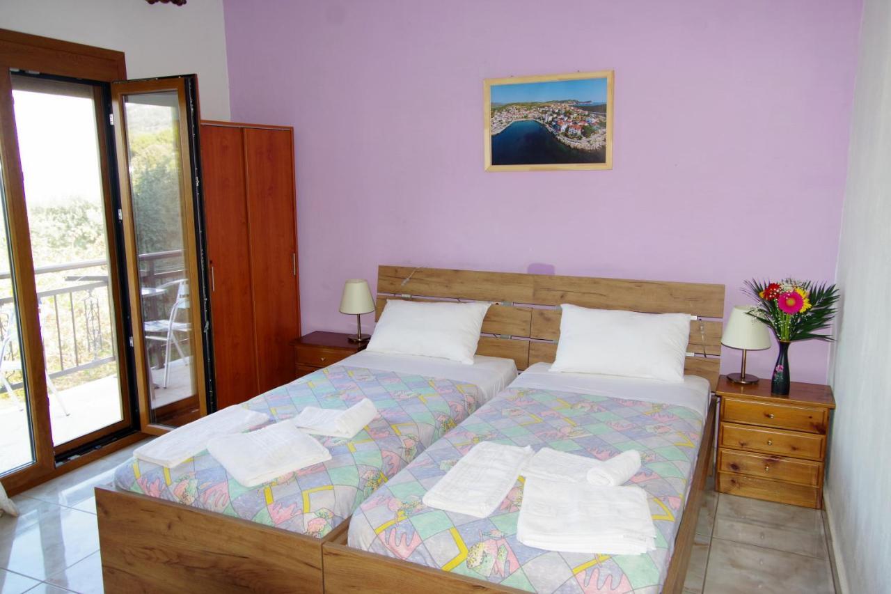 Athina Hotel Koinira Ngoại thất bức ảnh