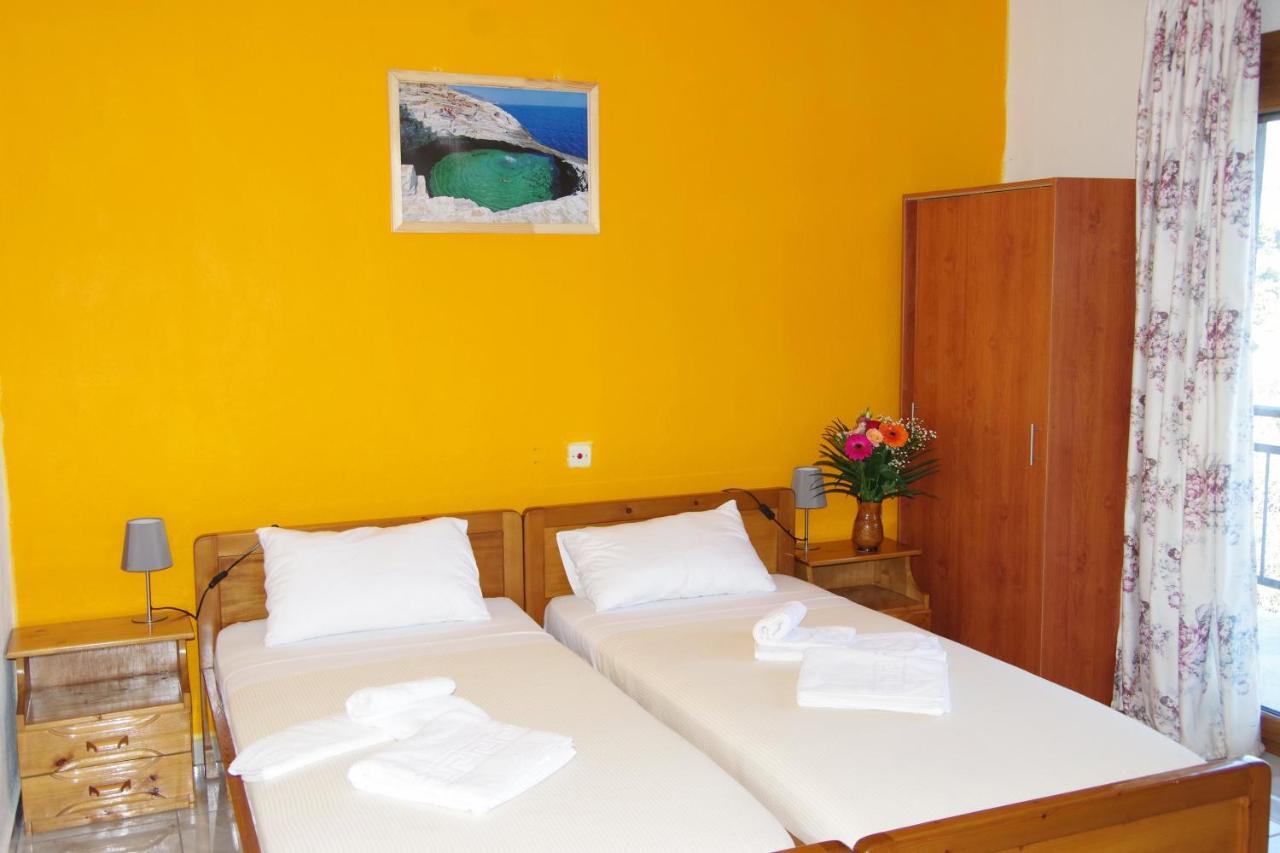 Athina Hotel Koinira Ngoại thất bức ảnh