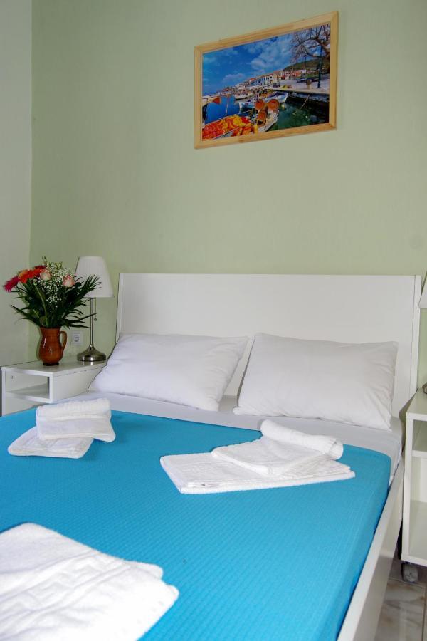 Athina Hotel Koinira Ngoại thất bức ảnh