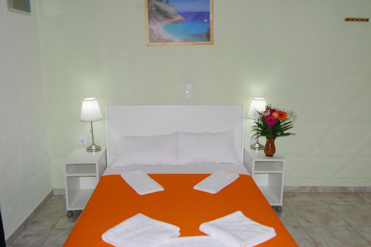 Athina Hotel Koinira Ngoại thất bức ảnh